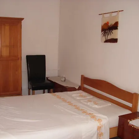 Apartment Marija Zavalatica